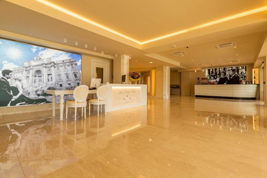La Dolce Vita Hotel Mentona Zewnętrze zdjęcie